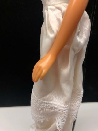Old Vintage Barbie Doll With Blonde Hair And White Dress 6