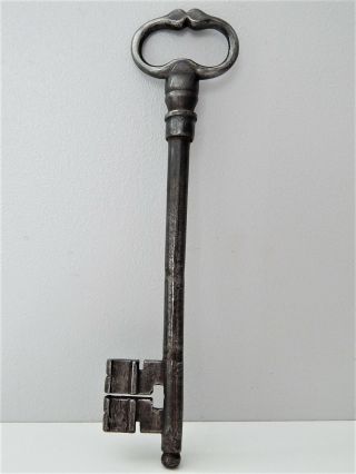 Rare 9.  1/2 " Large Antique French Castle Key,  Made 17 - 18th C,  Lock,  Hand Forged