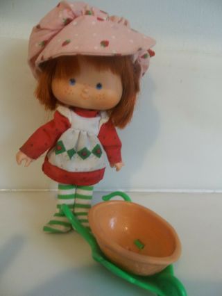 Vintage Strawberry Shortcake Doll With Wheel Barrel
