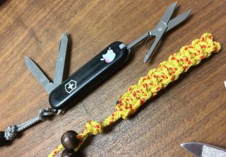 1 Wenger & 4 Small SD classic Victorinox Swiss Army knives & lanyards camp craft 8