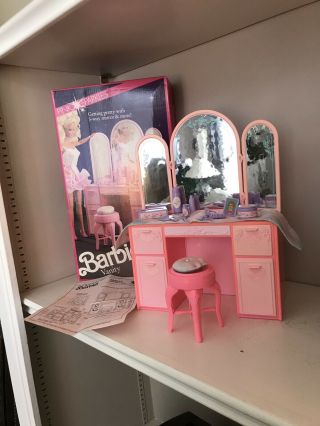 Vintage Barbie Mattel 1989 Vanity Dresser Dressing Table Mirror Pink Ken Pic