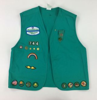 Girl Scouts Usa Connecticut Ct Trails Green Xl Vest With Pins Patches Badges