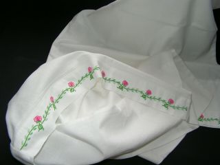 2 B ' FUL VTG RICHLY HAND EMBROIDERED SMALL ROSES WHITE COTTON PILLOW CASES 4