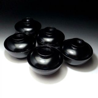 Ce3: Vintage Japanese 5 Lacquered Wooden Covered Bowls