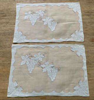Set Of 4 Antique Marghab Madeira Linen Embroidered Grapes & Leaves Placemats