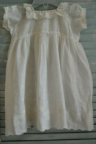 ANTIQUE EMBROIDERED COTTON BATISTE DRESS FOR 25 - 26 