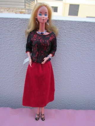 1978 Vintage Kissing Barbie Doll,  Blonde Hair,  Face Wearing Outfit&shoes