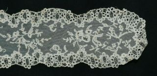 ANTIQUE 19thC IVORY CREAM NEEDLEPOINT AND BOBBIN BRUSSELS APPLIQUE LACE LAPPET 5