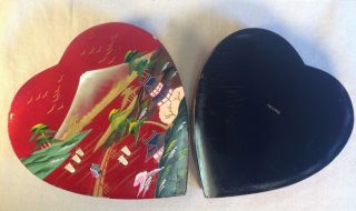 Vintage Lacquer Japanese Heart Box With Colored Scene,  Black Interior,  1952 8