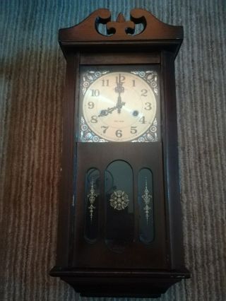 Old/retro Antique Collectable Daniel Dakota Wall Clock/time Peice 99p Bargain