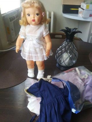 16 " Terri Lee Doll With Bunch Of Clothes Vintage Fresh From Estate