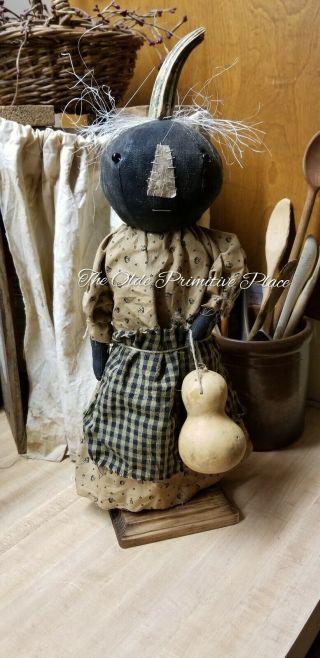 Primitive Black Pumpkin Doll On Wood Base With Gourd - Fall/autumn