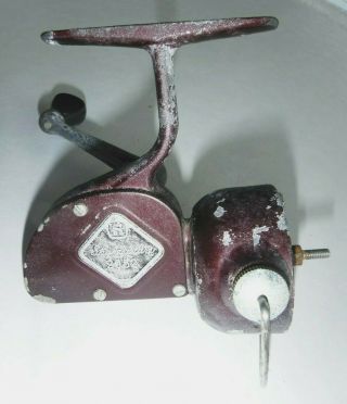 Vintage Shakespeare 2052 Spinning Fishing Reel For Parts/repair -