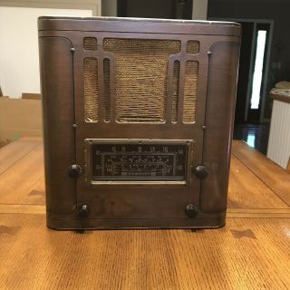Crosley Model 24 - Au Antique Wooden Cabinet Radio/shortwave