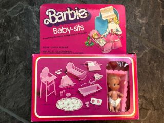 1976 Vintage Barbie Baby - Sits Play Set