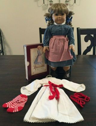 Pleasant Company American Girl Doll Kirsten With 2 Outfits And Complete Book Set