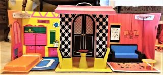 Vintage Barbie 1968 Family House With Furniture - Plus