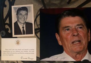 Ronald Reagan Wh Signed Letter And 8x10 Photo And George Hw Bush Signed Photo