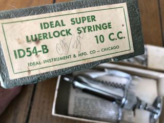 Vintage IDEAL INSTRU Veterinary 10cc Stainless steel syringe & needles In case 2