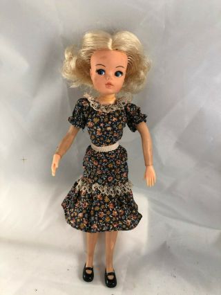Vintage 1978 Blonde Sindy 1077 33055x Doll Marx Poseble 11 " Orig Dress/shoes