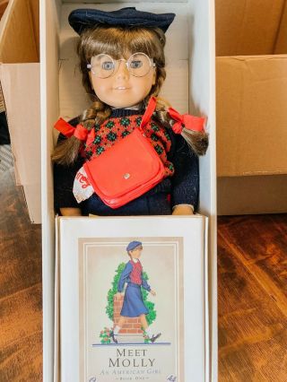 American Girl MOLLY McINTIRE vintage w/ outfit,  accessories,  book & box 2