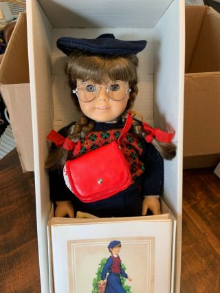 American Girl MOLLY McINTIRE vintage w/ outfit,  accessories,  book & box 7