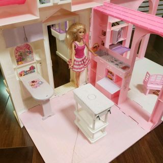 Vintage Barbie Folding Pretty House 16961 Dollhouse Mattel 1996 W/ Accessories