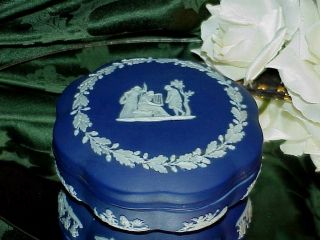Antique Dark Blue Wedgwood Jasperware Covered Bonbon Trinket Box Antique 1800 
