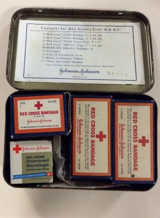 Vintage Boy Scouts of America Official 1940s First Aid Kit - complete 2