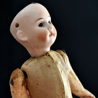 ANTIQUE - 7.  5” - Bisque Head,  Glass Eyes - PaperMache Body - Michaelis,  Germany 6