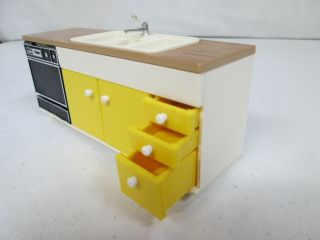 Vintage TOMY Doll House Kitchen Sink with Dishwasher Complete 4