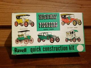 Revell Highway Pioneers 1910 Pierce Arrow
