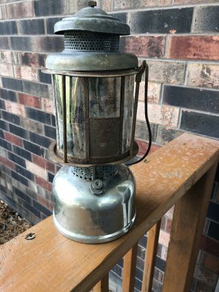Vintage Antique Early Coleman Quick - Lite Lantern Mica Globe And Pump