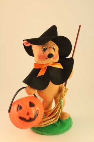 2000 Annalee Toy Doll 8 " Halloween Broomstick & Pail Witch Bear 3022,  Bag