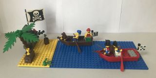 LEGO MiniFigs.  Vintage Pirates,  Imperial Guard,  Boats,  Animals,  Treasure island 3