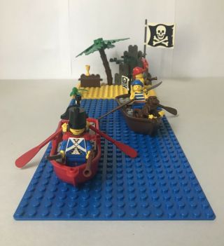 LEGO MiniFigs.  Vintage Pirates,  Imperial Guard,  Boats,  Animals,  Treasure island 4