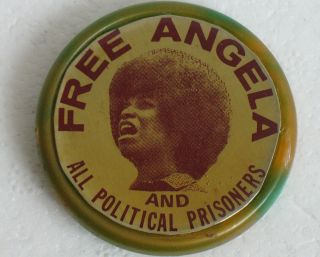 Pin Badge Propaganda Russian Angela Davis Collecting Political Prisoners Ol