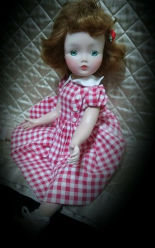 Vintage 1950s 18 Inch Madame Alexander Cissy Face Doll