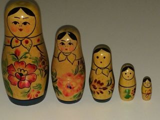 Vintage Russian Nesting Dolls - Floral Hand Painted Wooden Figures Set Of 5