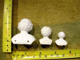 3 x excavated vintage victorian shoulder plate doll Head age 1860 A 11666 3