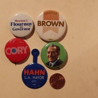 6 Campaign Buttons From California Governor & Mayor Brown,  Hahn, .  Ds384
