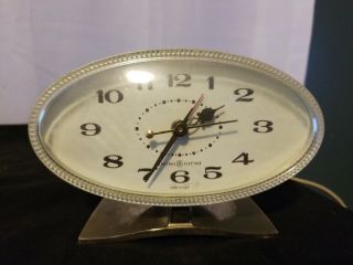 Vintage Ge General Electric Oval Dial Alarm Clock Made Usa Almond Gold 7380