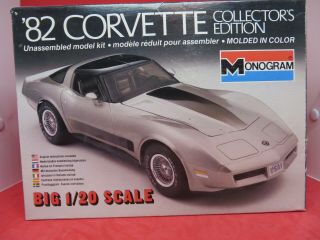 Monogram 1982 Corvette Collectors Edition Unbuilt Model 1/20 Scale Plastic Kit