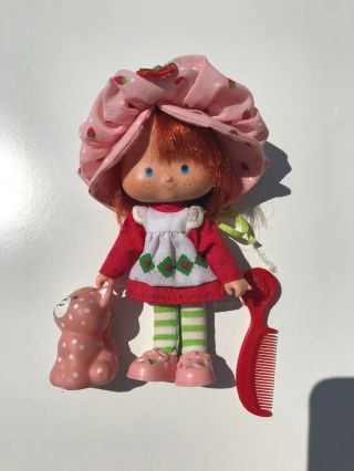 Vintage 1979 American Greetings Strawberry Shortcake 5 " Doll Cat Comb Clothing