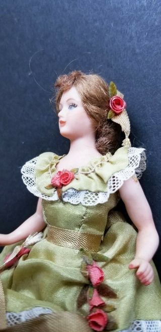 VINTAGE ARTISAN PORCELAIN LADY DOLL IN GREEN DRESS WITH LACE 3