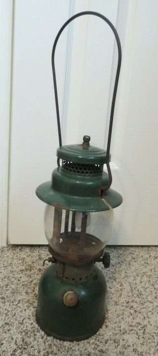 Vintage Coleman Lantern 200 A With Pyrex Globe No Date Code