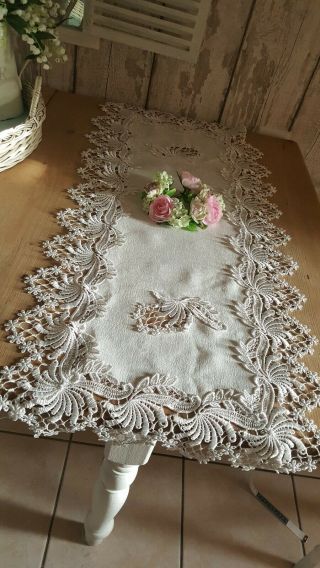 Stunning Vintage Ivory Table Runner French Macrame Lace Edging