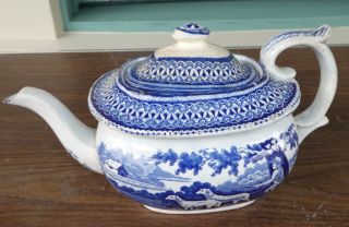 Antique English Staffordshire Pearl Ware Teapot Hunting Dogs Scene Country 1820