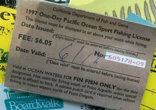 1997 California 1 Day Pacific Ocean Sport Fishing License With Plastic Case Pin