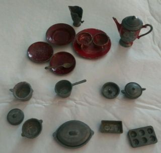 Vintage Dollhouse Miniature Metal Kitchen Dishes Pots Muffin Tin